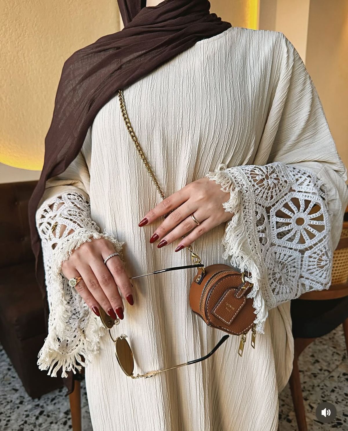 abaya